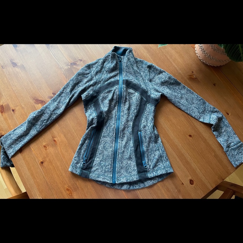 Lululemon zip up